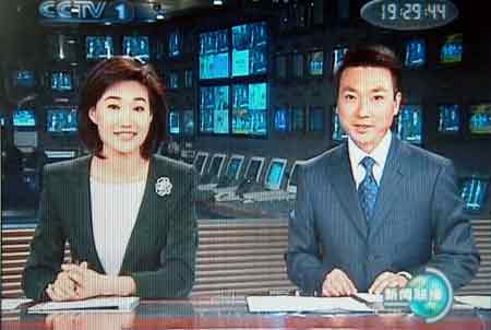 解读中超新裁判首场司法：两红一黄背后的判罚逻辑(中超双红会)